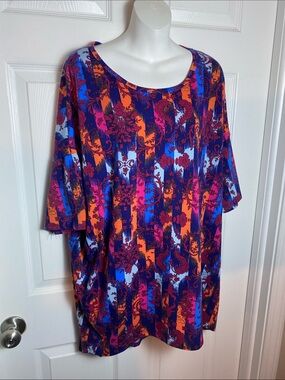 LuLaRoe Multicolor Floral & Abstract Print Top Plus Size 2X